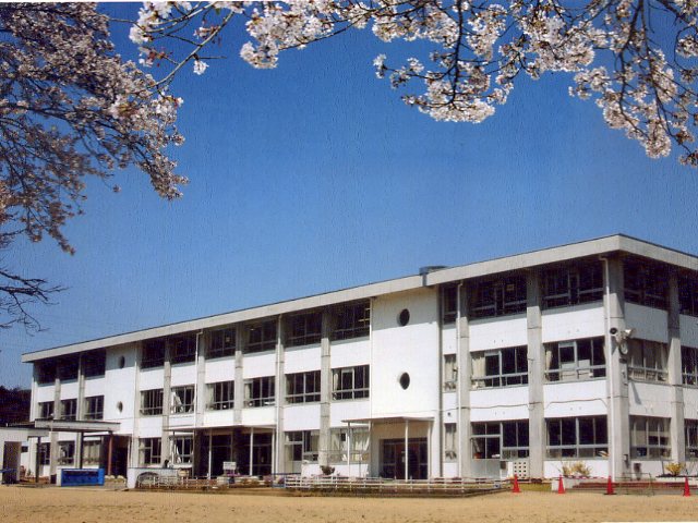 学校の写真　480*360